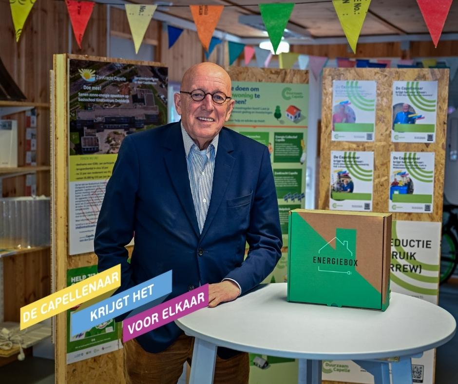 Wethouder Duurzaamheid Nico van Veen in het Capelse Energieloket
