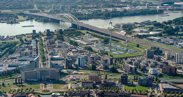 Bedrijventerrein in Capelle vanuit de lucht