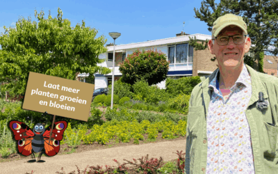 Collega Henk bij een van de kleur en fleur-locaties in Capelle