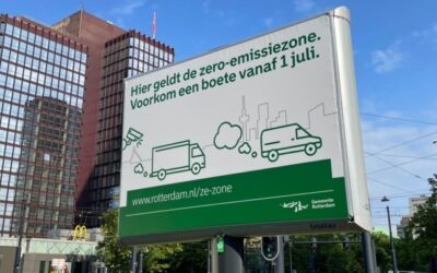 Bord op de Coolsingel in Rotterdam waarop staat dat er vanaf 1 juli een zero-emissie zone geldt.